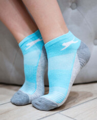av948 blue